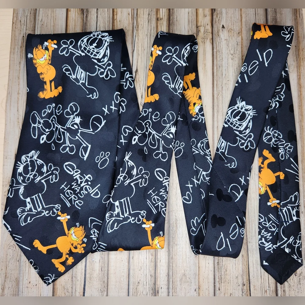 Vintage Men’s Tie All Over Garfield Chalkboard‎ Odie